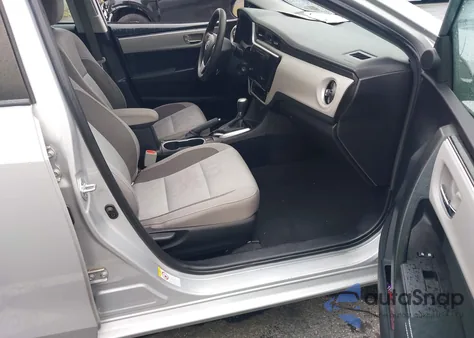 2018 Toyota Corolla z USA, uszkodzony, nr VIN 2T1BURHE3JC092259